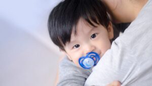 Empaseline, spicy sauce ... the more or less surprising tricks of the parents so that their child stops the pacifier