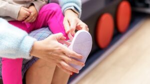 Tired of too small or too large shoes? This tip will change your children's purchases