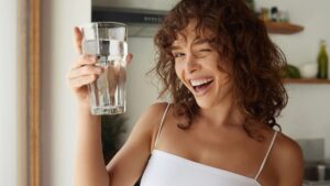 Are you looking for a refreshing drink without blowing up your blood sugar? This natural alternative is ideal