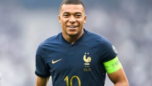 Fatigue, fever, vomiting ... why Mbappé was hospitalized in the middle of the World Cup clubs