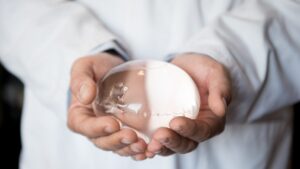 Gastric balloons: a major innovation to combat obesity?