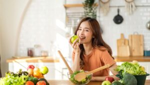 Here's how to reach 25 g of fiber per day without getting your life complicated