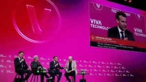 In Vivatech, robots, shoes and counterfeit detector doped at AI