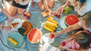 Picnic: the 7 errors you make surely (and the alternatives of a nutritionist to feast on without excess)