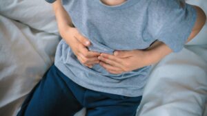 Returned 5 times from emergencies, a child dies of peritonitis. Alert signs according to Dr. Kierzek