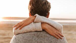 Summer relations, forgotten promises: the "Summer Shading" affects 67 % of summer couples according to a study