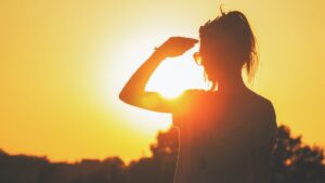 "Sunxiety": this little -known anxiety linked to the sun, explained by a shrink