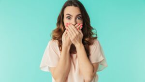 These 5 sentences, which you pronounce without thinking about it, do you wrong, according to our shrink