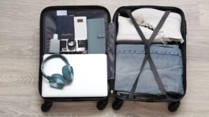 Before making your suitcase, check if you have these essential gadgets