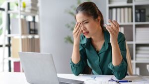 A sudden blurred vision can be a vital danger, the signs to recognize according to Dr. Kierzek