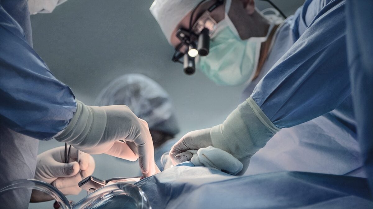 An English patient dies in full operation because of a power failure: is France safe?