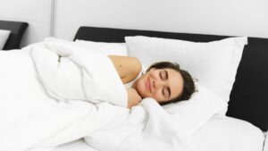 Even in the heat wave, do you sleep under a duvet? Here's what you say about you