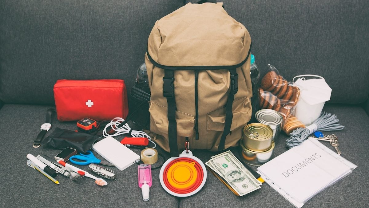 Faced with disasters, this evacuation kit recommended by Dr. Kierzek can save your life