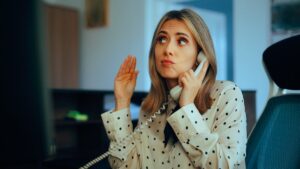 Moulins with words: the advice of a shrink to manage those who speak too much ... without upsetting them