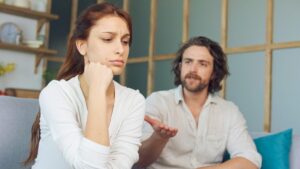 Romantic relationship, 18 alert signals to recognize before it is too late