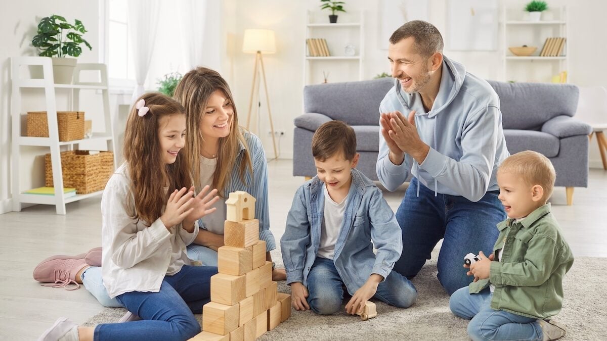 Siblings: Middle children develop an additional quality