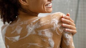 Soap, hot water, towel ... The 10 errors not to be made in the shower
