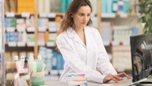 Why almost 90% of pharmacies will be closed this Saturday?