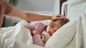 A melatonin spray to put children to sleep: brilliant ... or dangerous? The verdict of an expert