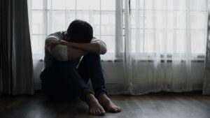 A quarter of young French people in depression: a report lifts the veil on the hidden causes