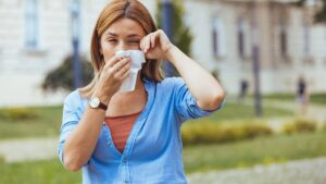 Does your eyes cry at the slightest cold cold? This simple gesture would stop reflexed tearing