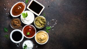 Ketchup, mayonnaise, samurai… the least calorie sauce according to a nutritionist