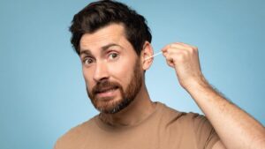 Released ! A man finds hearing after the extraction of a huge ceromen cap
