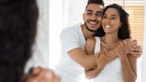 Sustainable couples, why 62 % prefer to keep the toilet secret according to science