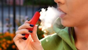 Vaping of children, cardiologists alert "irreversible damage"