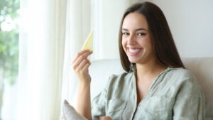 What cheeses are the easiest to digest according to a nutritionist?