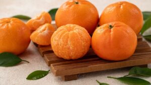 Be careful, these tangerines contain too many pesticides. Don't eat them!
