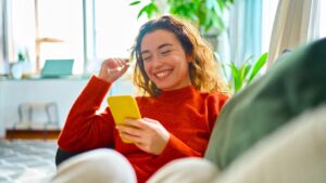 Chatfishing, the new threat from dating apps that traps hearts