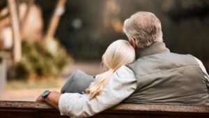 Married for 70 years, Kenneth and Helen die 15 hours apart, a rare case of “Philemon and Baucis syndrome”