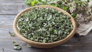 This current grass destroys certain bacteria and soothes stress, according to experts