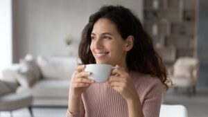 This daily hot drink could slow down the formation of tartar, according to researchers