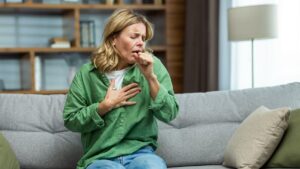 What to do if you're choking alone? Dr. Kierzek's reflexes that can save your life