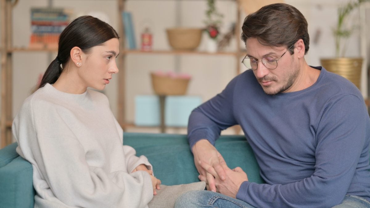 How to react and respond when your partner has hurt you? A psychologist's answer