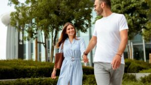 In 2025, singles are redefining love: more balance, less fusion