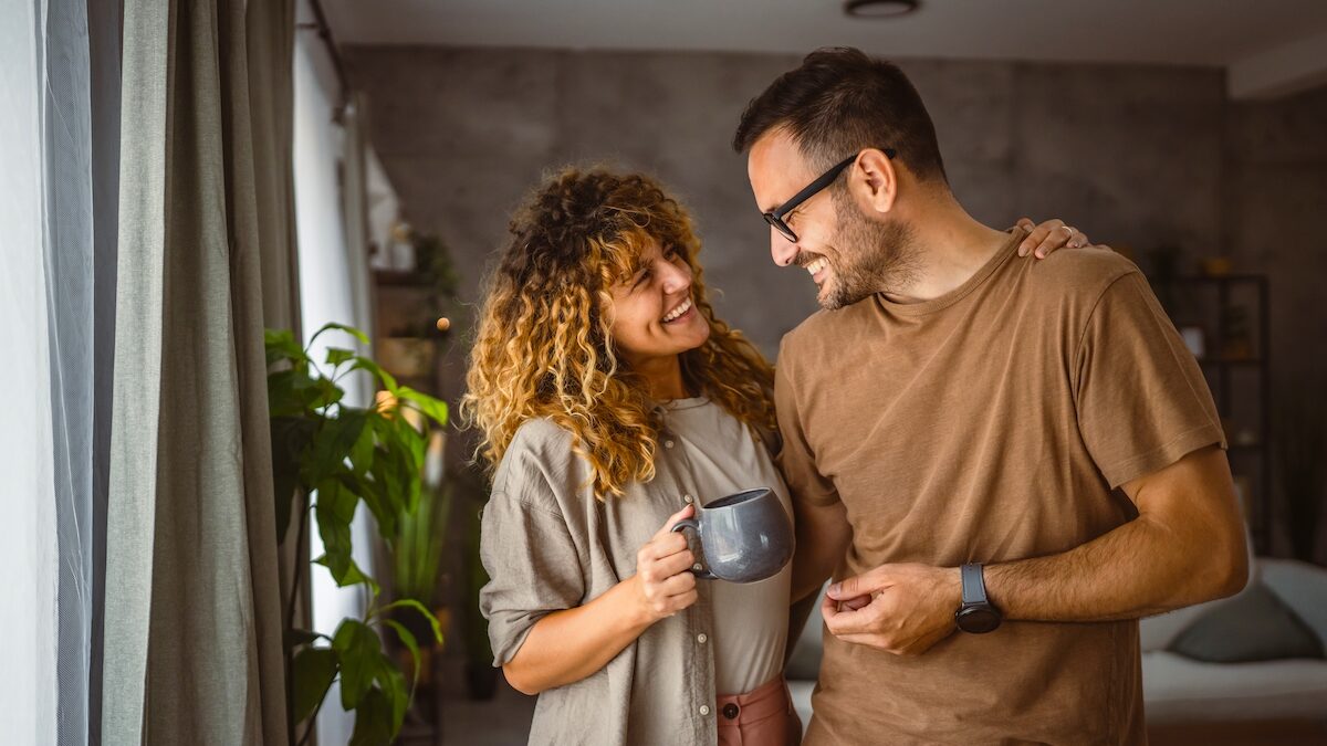 Successful couples do these 4 things first thing in the morning
