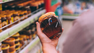 The detail not to neglect about your jar of honey before buying it