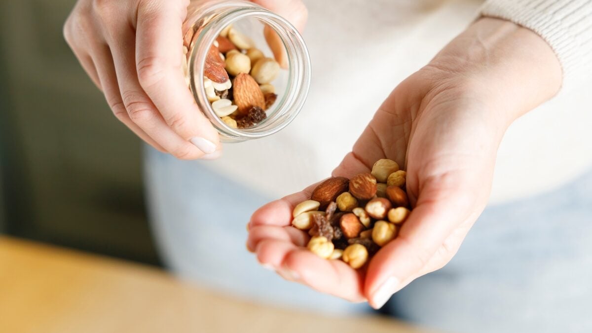 These 4 sachets of dried fruits should be banned from the aperitif, warns Dr Jean-Michel Cohen