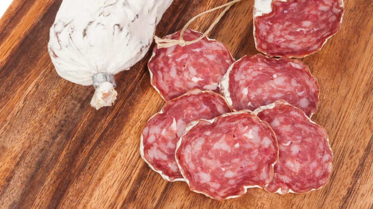 This sausage sold at Lidl is recalled due to salmonella contamination