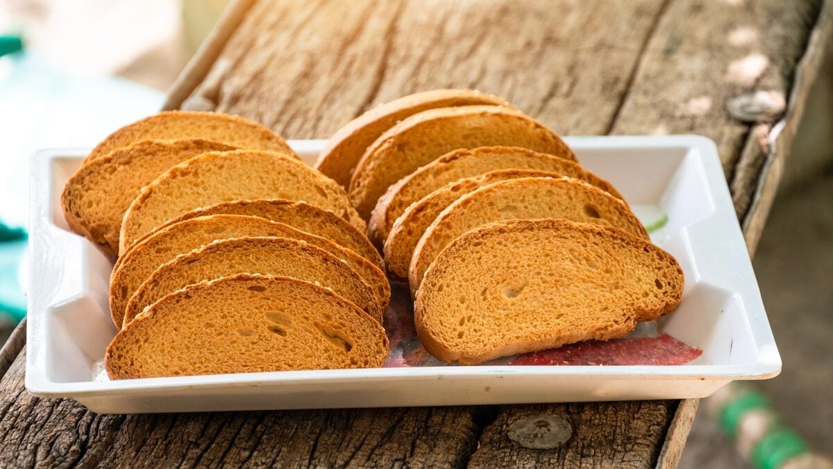 To avoid urgently, the 4 rusks singled out by Dr Cohen for their poor composition