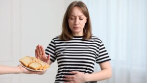 You don't have a stomach ache because of gluten, here are the real culprits for your digestive problems
