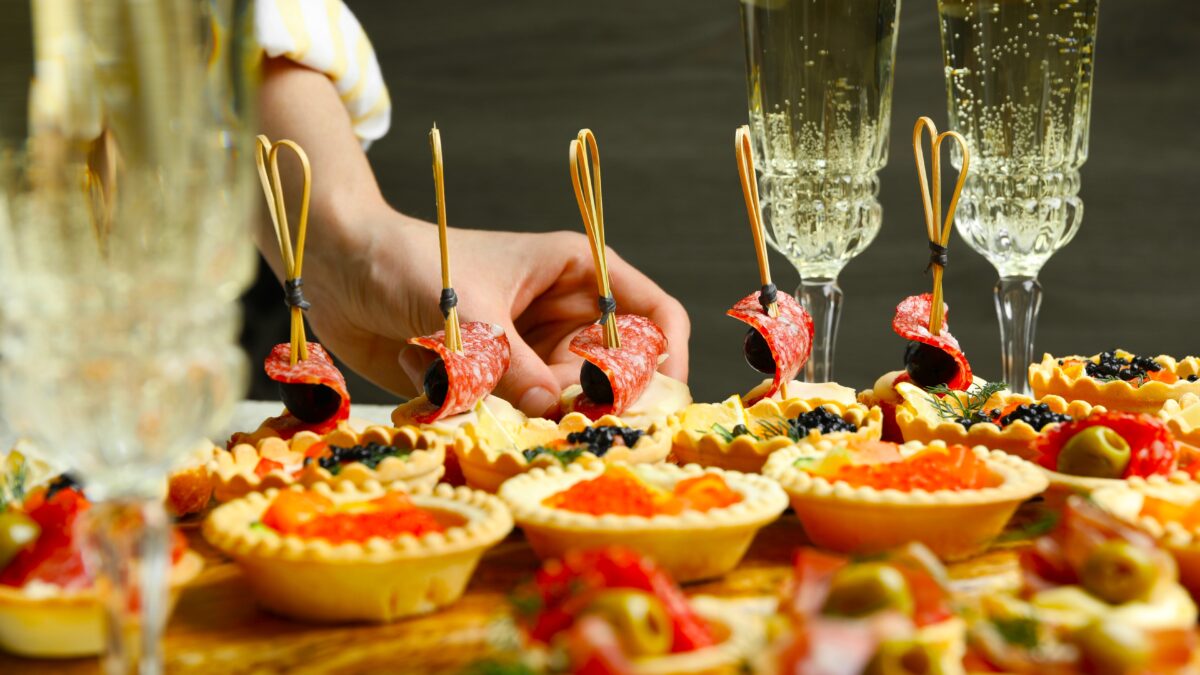 Christmas meals: should we skip the petits fours if you have cholesterol? No, thanks to the advice of our dietitian