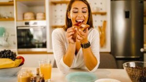 Do you love toast? This update from a dietician could change the way you toast it