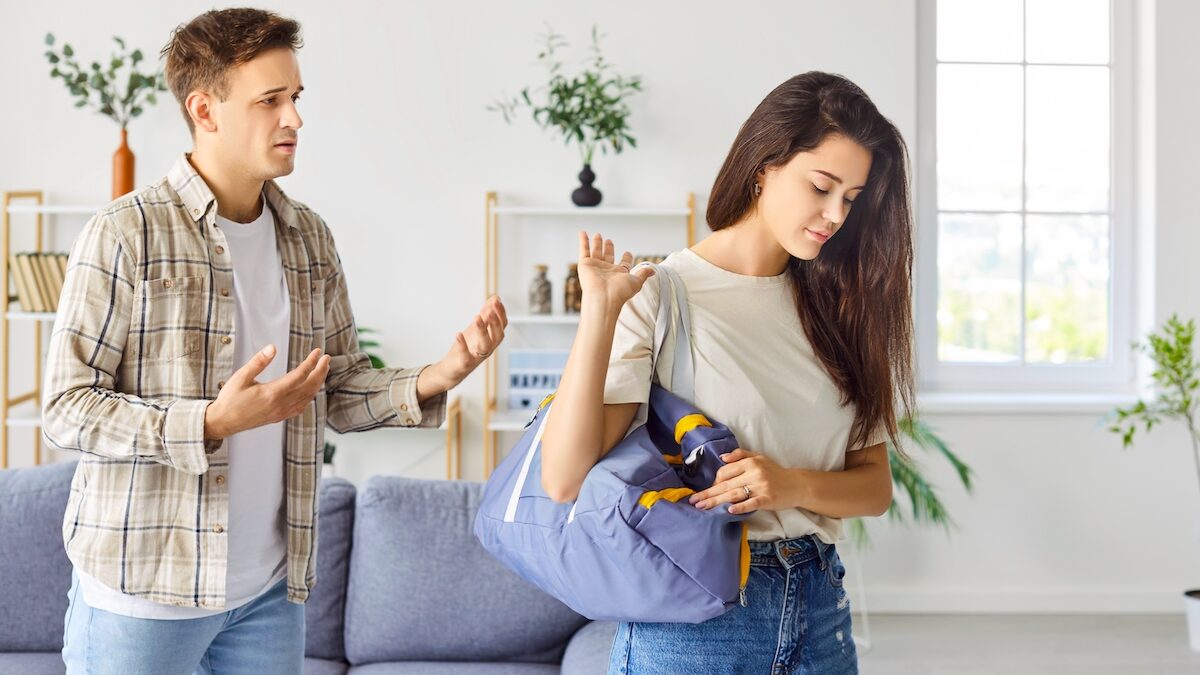 Does the “frontal lobe break-up” really explain ruptures around the age of 25?