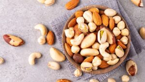 Eating two handfuls a day of this snack would boost memory in just 4 months, according to a study
