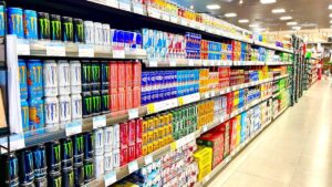 Eight cans a day and his blood pressure explodes to the point of stroke: the little-known dangers of these drinks