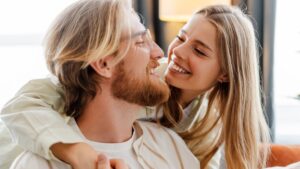 How many hours should a happy couple spend together? Study reveals magic number
